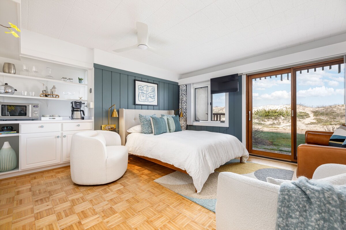 A Cool Studio・Glen Arbor: The Homestead-Waterfront-Crystal River-M22