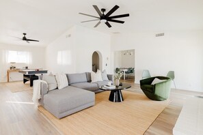 Upscale luxury oasis in this North Scottsdale location. Simple, peaceful interior and game room for fun. Darts in garage.