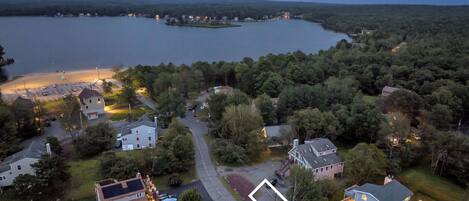 Three houses down from the beach, less than 100 feet