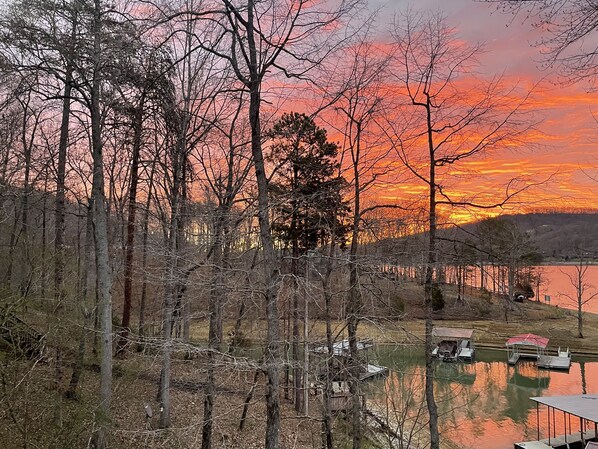 Breathtaking Lake and Mountain Views from deck