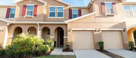 View of out front of the townhome and the start of your vacation!