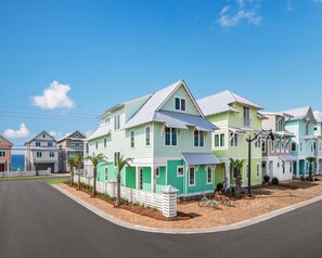 Each Waterside Retreat offers gulf views and is just steps from the beach.