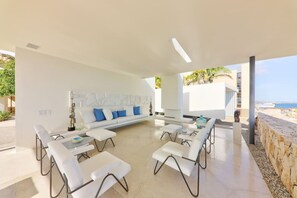 Outdoor living