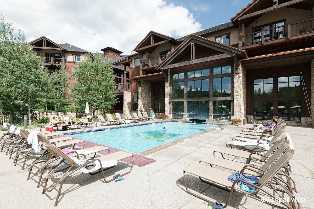 4th of July week, TWO bedroom, sleeps 8 at Grand Timber Lodge is a luxury resort