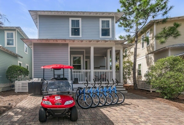 6 Seater golf cart and 6 adult bikes!