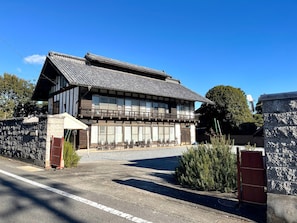 Rental villa "Kiyomizu House" along Minowa Castle Main Street