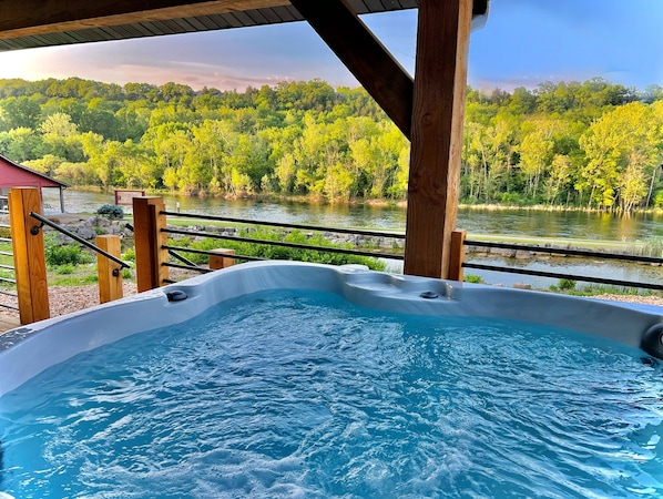 Bain à remous extérieur