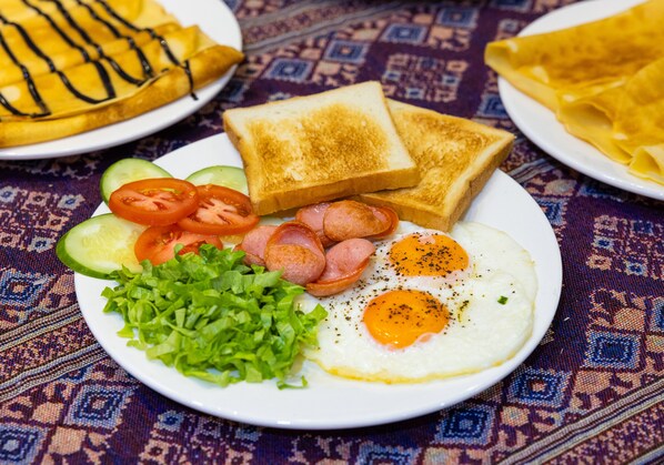 Breakfast meal