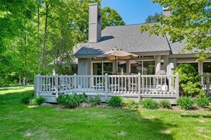 Spacious back patio