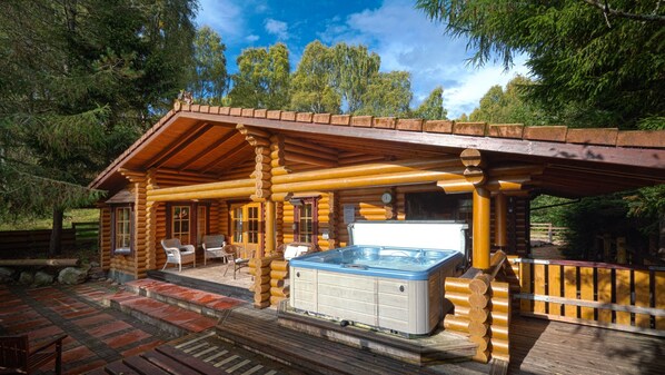 Beaver Creek Lodge hot tub