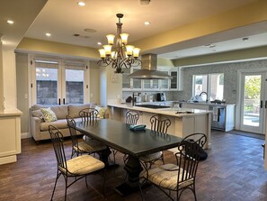 Dining Room & Kitchen