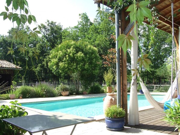 Photo 0