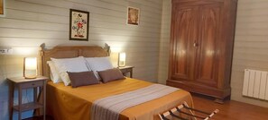Chambre étage, lit double