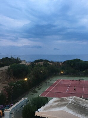 Sport court