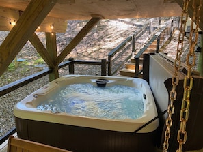 Bain à remous extérieur