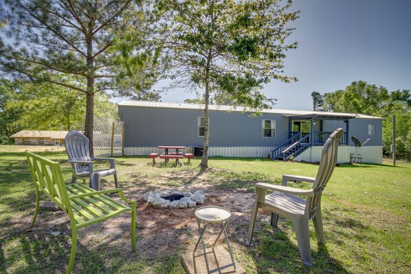 Silver Creek Vacation Rental | 3BR | 2BA | 1,280 Sq Ft | Access Only By Stairs