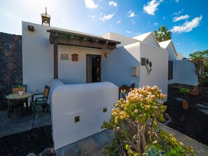 Wonderful Playa Blanca Villa | 2 Bedrooms | Villa Garza Azul | Private Jacuzzi  & Close to Amenities | Lanzarote