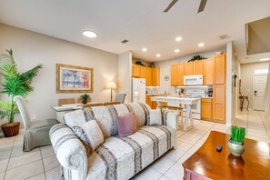 Living Room | Smart TV