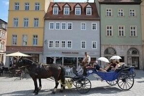 Schlafen in Weimar, (Weimar), LHS 10114-Schlafen in Weimar