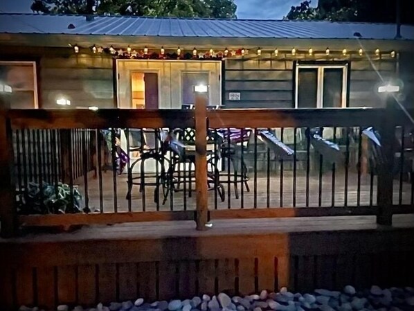 Enjoy the cool evening breezes on the lovely deck while night falls!