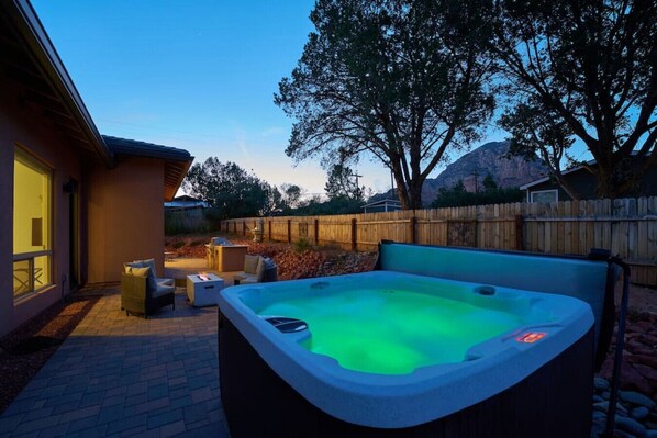 Private hot tub