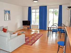 18 schöne 2-Raum-Ferienwohnung mit Balkon