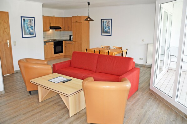 07 schöne 3-Raum-Ferienwohnung mit Balkon