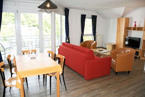 07 schöne 3-Raum-Ferienwohnung mit Balkon