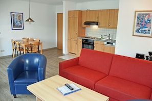 06 schöne 3-Raum-Ferienwohnung mit Balkon