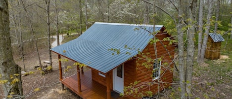 Dogwood Cabin