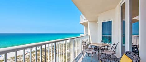 Inn At Summerwind 701 balcony seating