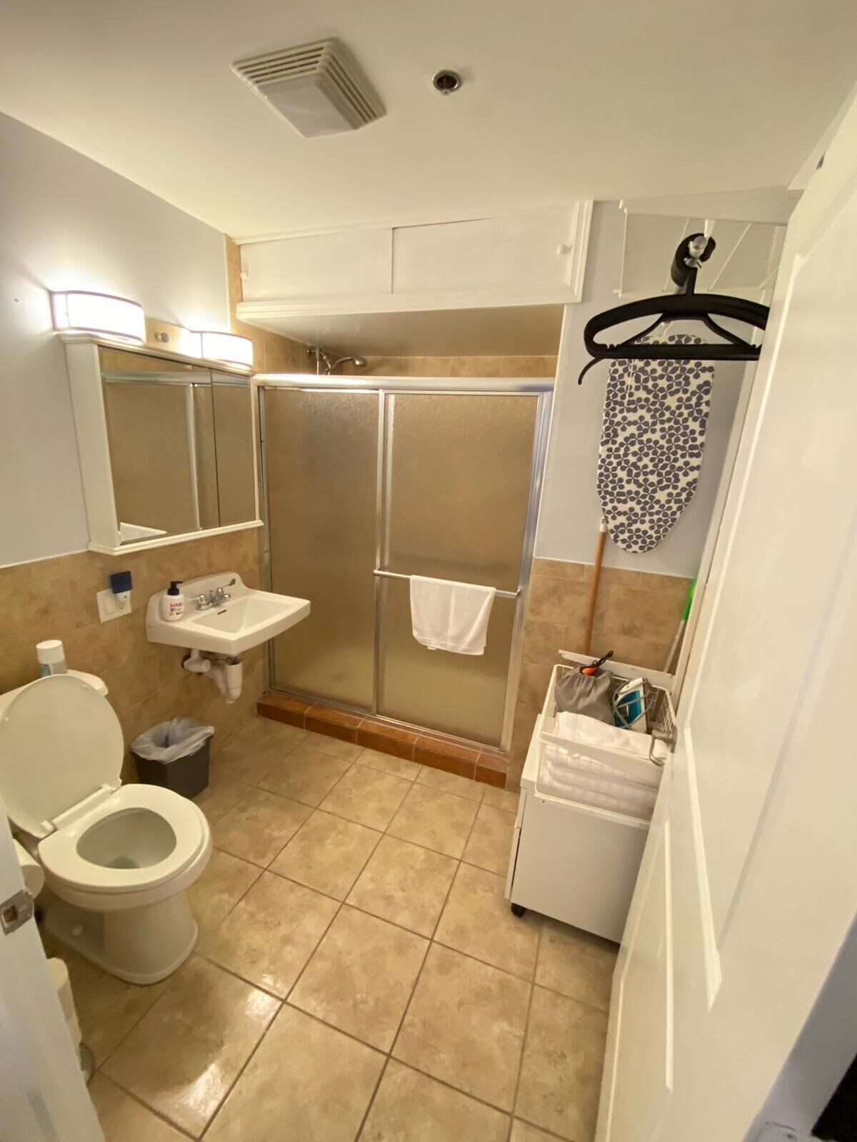 Studio Apartment | Near Midtown Manhattan