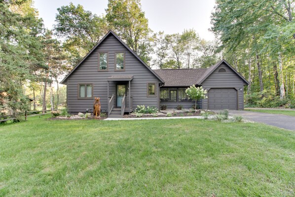 Pequot Lakes Vacation Rental | 3BR | 2BA | 1,867 Sq Ft | 3 Steps Required