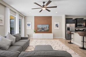 5271 Wildwood Way (3).jpg