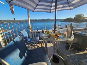 AL FRESCO DINING