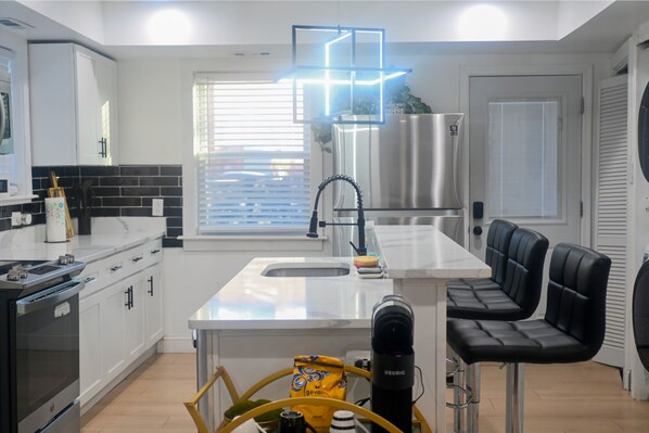 Kitchen (1)