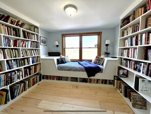 Library with day bed (twin size bed)