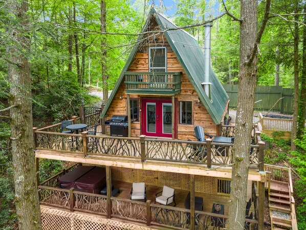 Enjoy the view! One balcony off the master and 2 huge porches to enjoy the view!