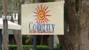 close to Coligny Plaza and Beach Park for shopping and dining