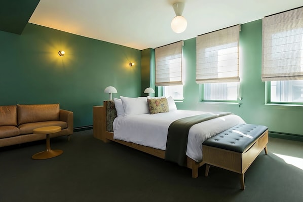 Unit with 1 King size Bed