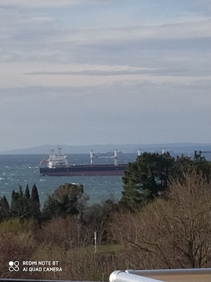 Vue depuis lâhĂ©bergement