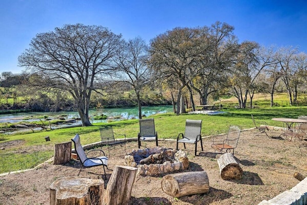 One Acre Waterfront on San Marcos River! 