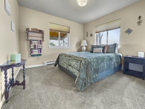 Comfy queen bed and spacious closet