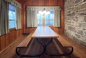 34diningtable