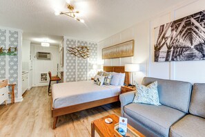Studio | Queen Bed | Sleeper Sofa | Linens Provided