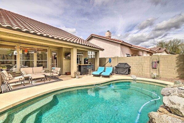 Cave Creek Vacation Rental | 4BR | 2.5BA | 3 Steps to Enter | 2,250 Sq Ft