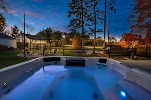 Bain à remous extérieur