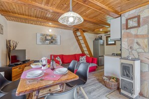 Living and dining area