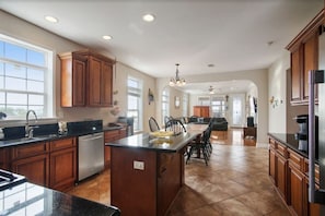 Bright and open concept living / dining / kitchen area