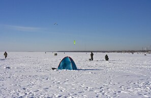 Lake Simco ice fishing